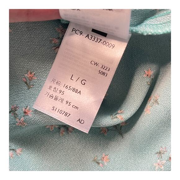 Levi’s Skylar Flutter Sleeve Mini Dress Large Green Floral Boho Cottagecore NWT - Picture 6 of 10